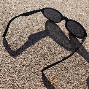 Black biker sunglasses 🕶